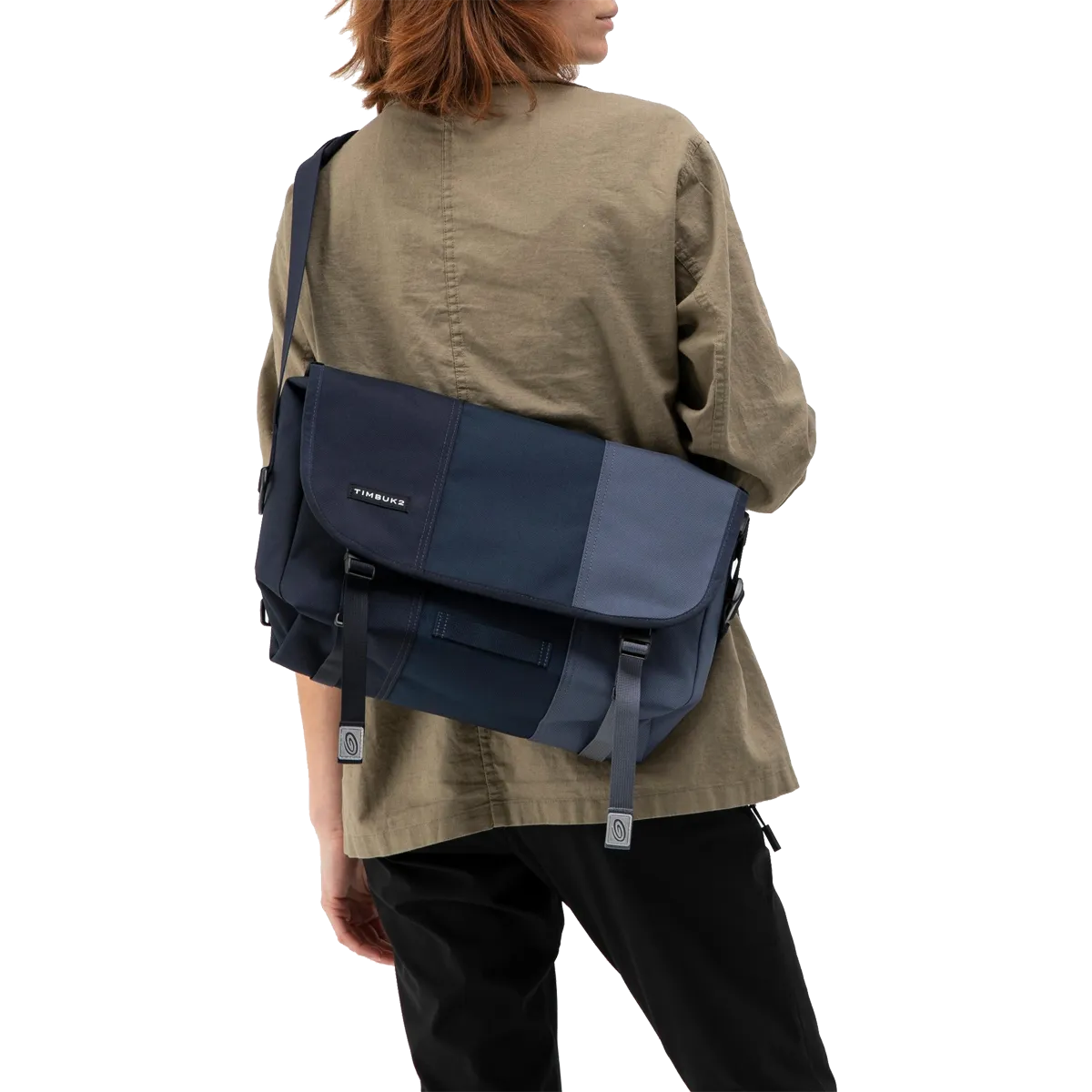 Classic Messenger Bag - M