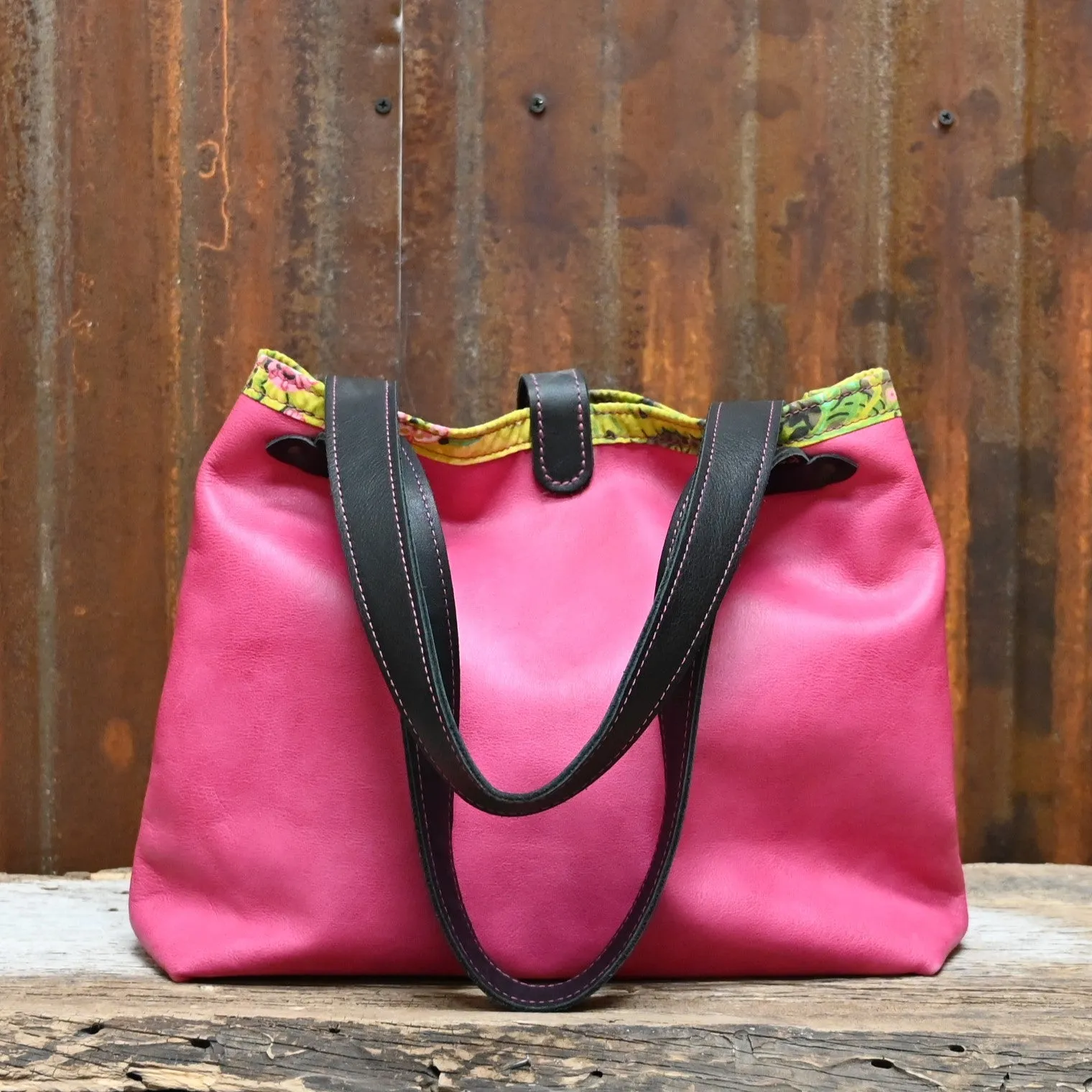 Ladies Handbag in Leather